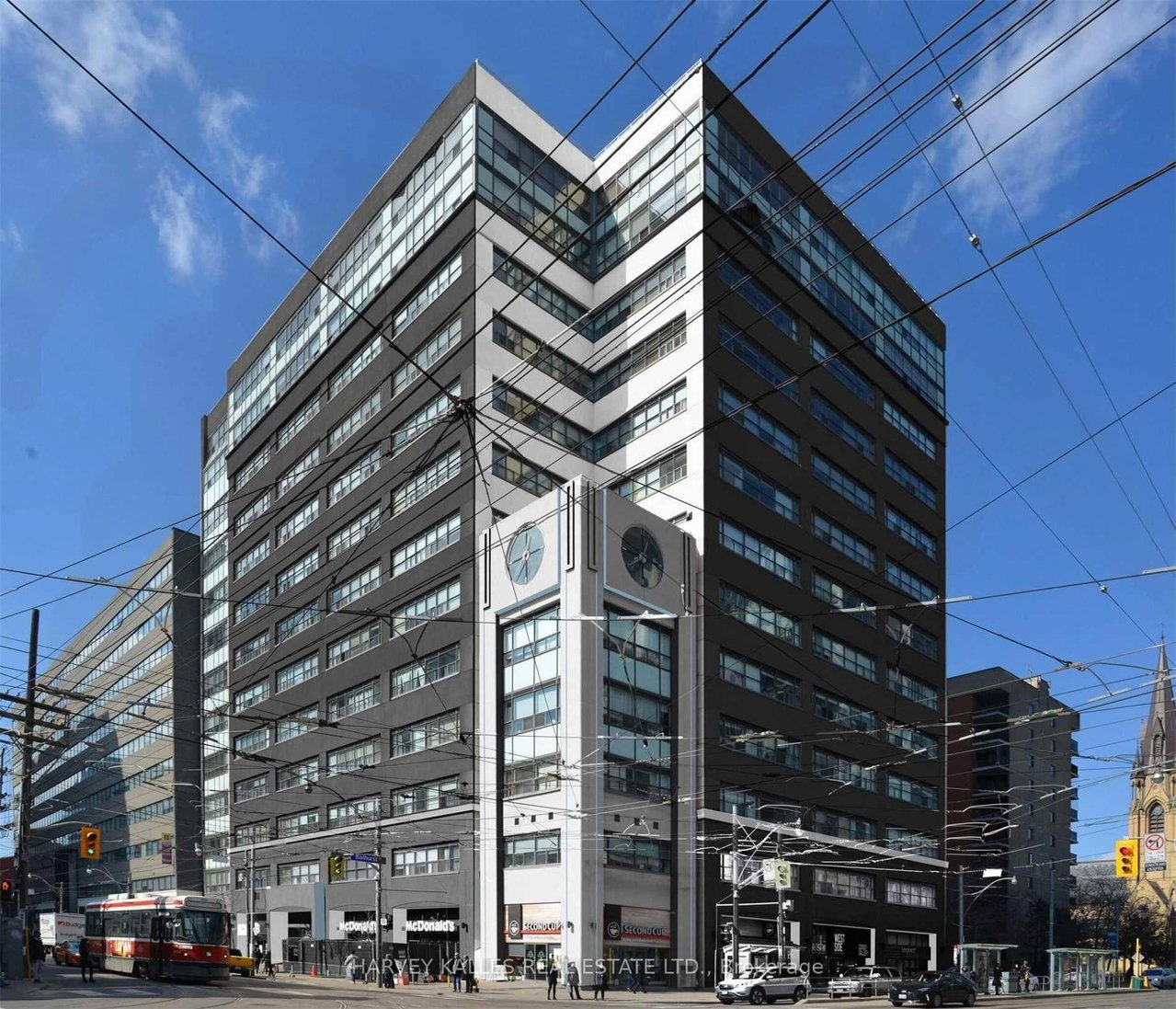 700 King Street W, Toronto