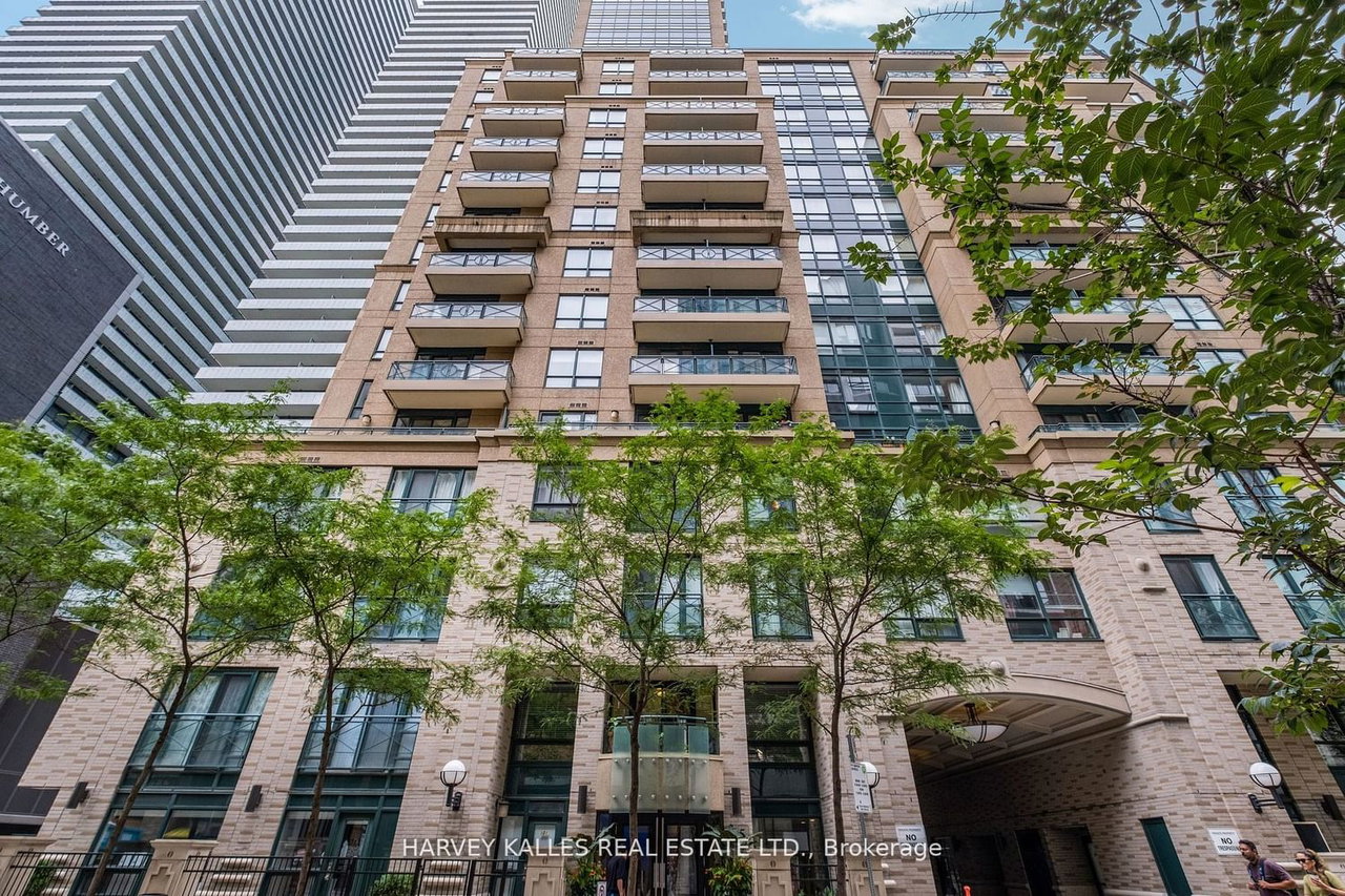 35 Hayden St, Toronto